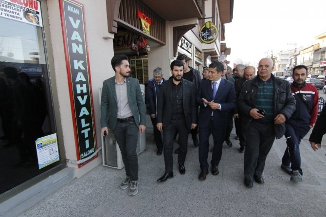 Kaymakamı ve Belediye Başkan Vekili Mehmetbeyoğlu’nun esnaf ziyareti