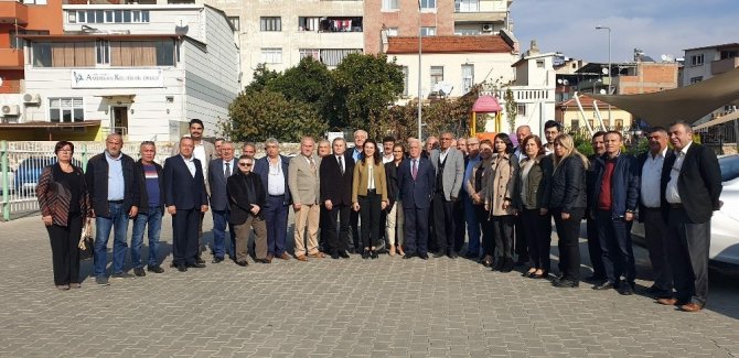 Nazilli CHP’de eski Başkan Deveci ve ekibi basınla buluştu