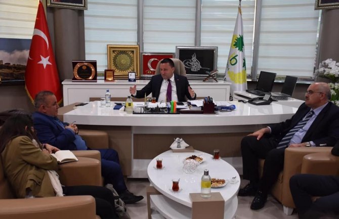 Başkan Beyoğlu’nun kentsel dönüşüm ve Millet Bahçesi görüşmeleri sürüyor