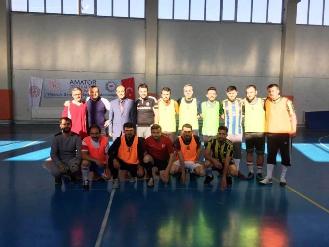 Hisarcık’ta ‘Öğretmenler Günü’ futsal turnuvası