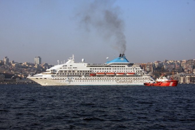 550 yolculu Kruvaziyer gemisi İstanbul’da