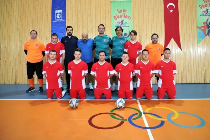 Down Sendromlu Futsal Milli Takımı şampiyonluk için hazırlanıyor