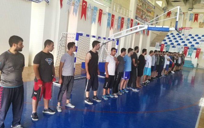 Şahinbey’de gençler Fiziki Yeterlilik Sınavlarına hazırlanıyor