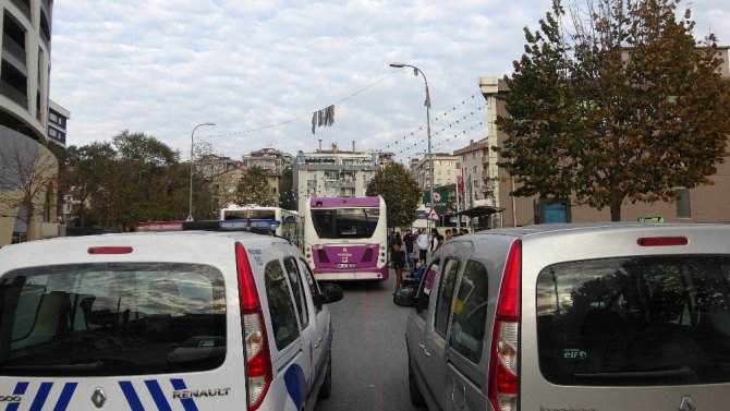 İstanbul’da belediye otobüsünde panik anları