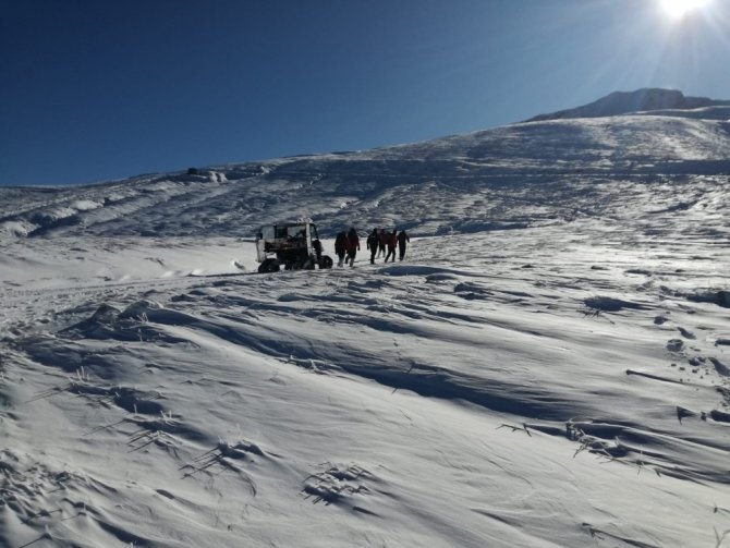 Uludağ’da kayıp dağcılar için ısıya duyarlı 2 arama uçağı getirildi