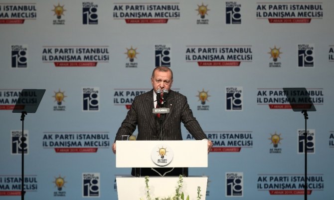 Cumhurbaşkanı Erdoğan: "İnsan gönlünü kıranların biz de partideki görevleriyle ilgili kalemini kırarız"