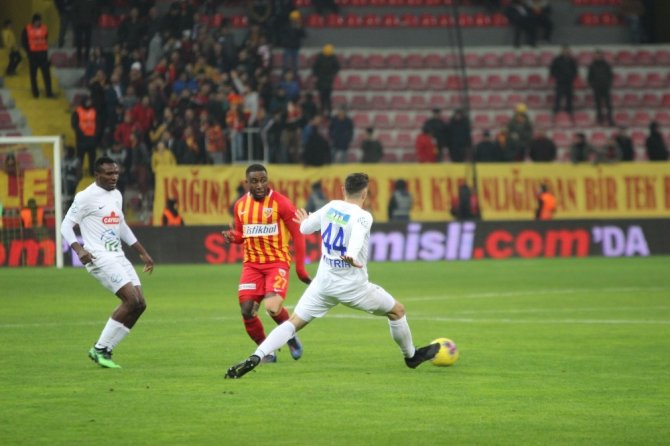 Süper Lig: İ.M. Kayserispor: 1 - Çaykur Rizespor: 0 (Maç sonucu)