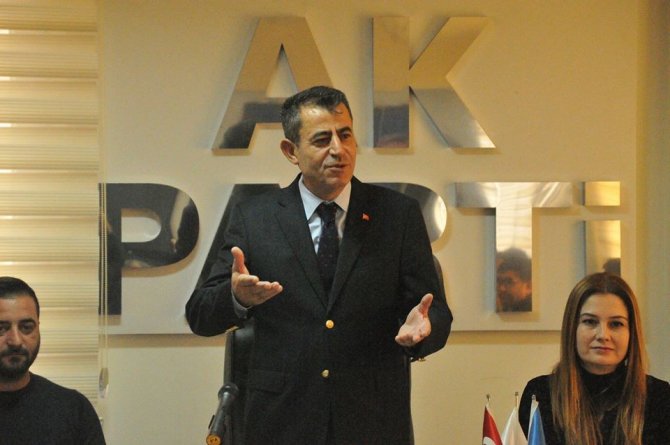AK Parti Aliağa’da yeni yönetim göreve başladı