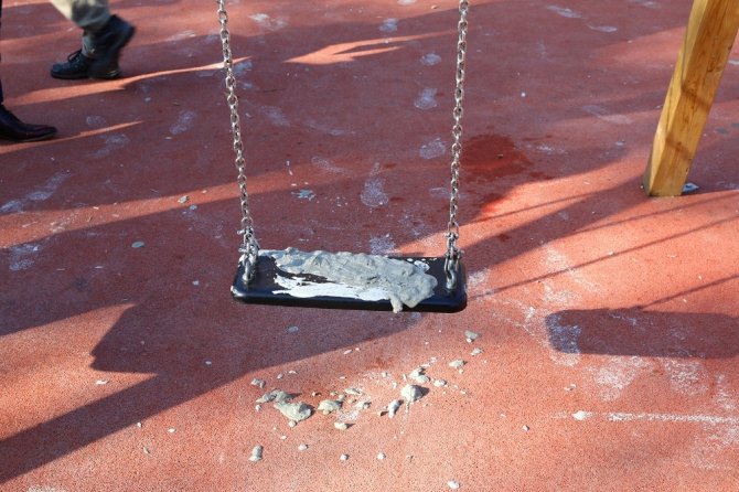 Çocukların mutluluğuna beton döktüler