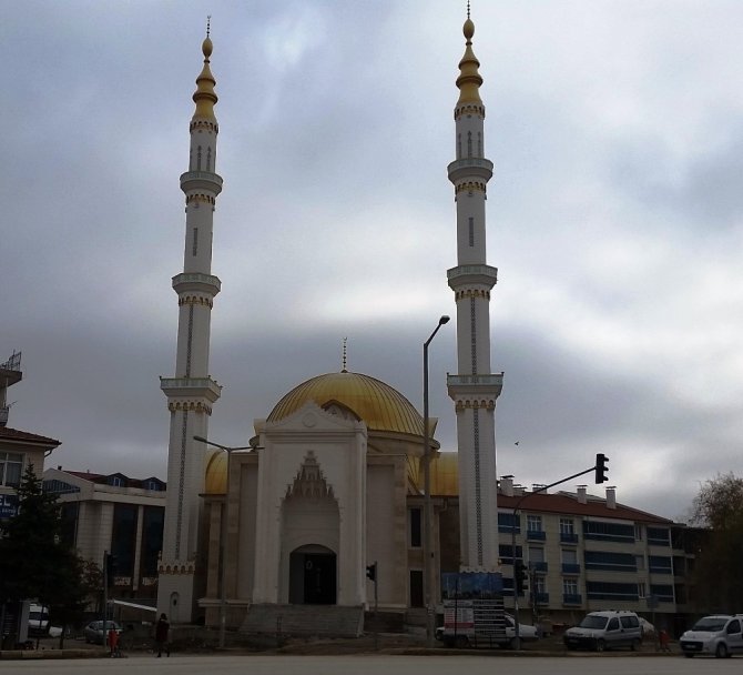 Kulu’da yenisi yapılan Halime Hatun Kubbeli Camisi ibadete açıldı