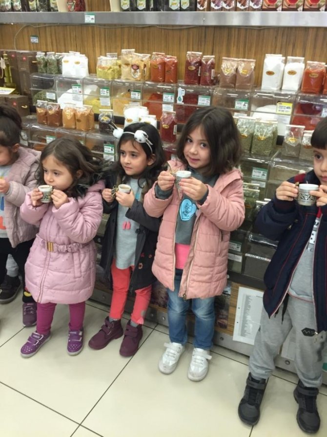 Minikler, Türk Kahvesi kültürünü öğrendi