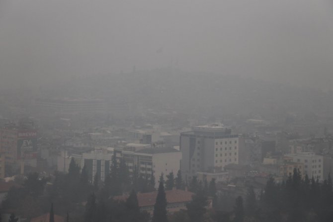 Gaziantep’te soğuk ve sisli hava hayatı olumsuz etkiledi
