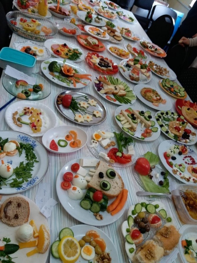 Okulda kahvaltı ve tabak tasarım yarışması