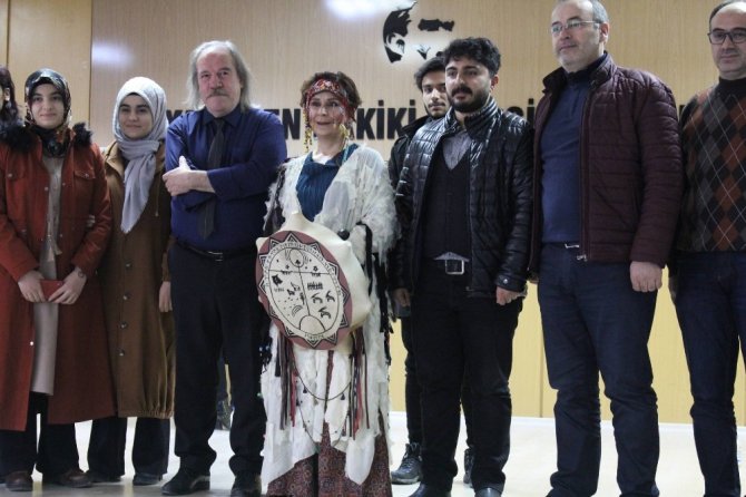 “Kadim Türk Masalları” programı düzenlendi