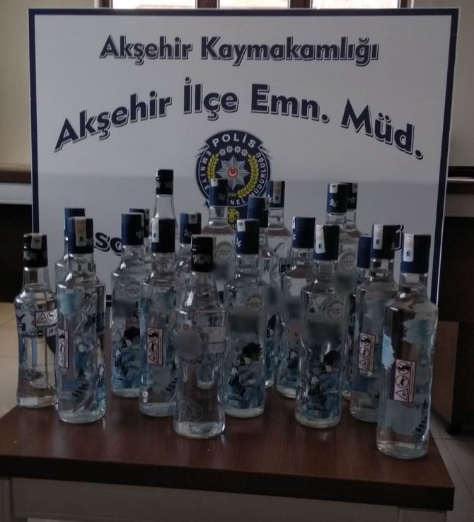 Konya’da 20 şişe kaçak içki ele geçirildi