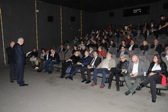 Espark’ta ’Cep Herkülü: Naim Süleymanoğlu’ filminin özel gösterimi yapıldı