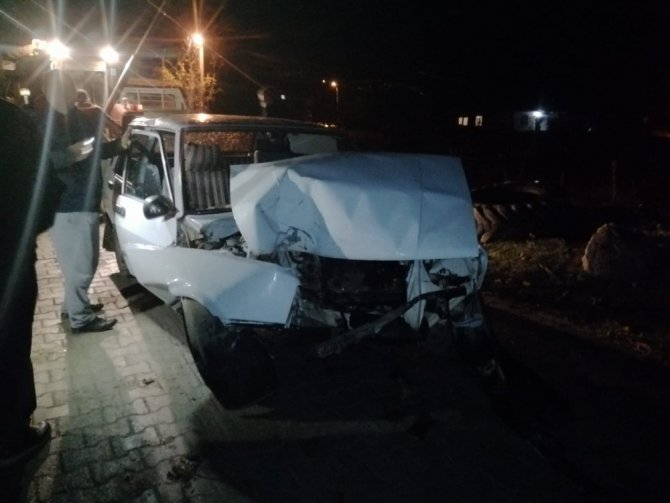 Denizli’de trafik kazası: 2 yaralı