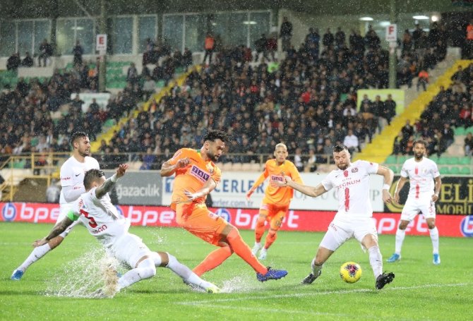 Antalyaspor’da 8 haftalık 3 puan hasreti