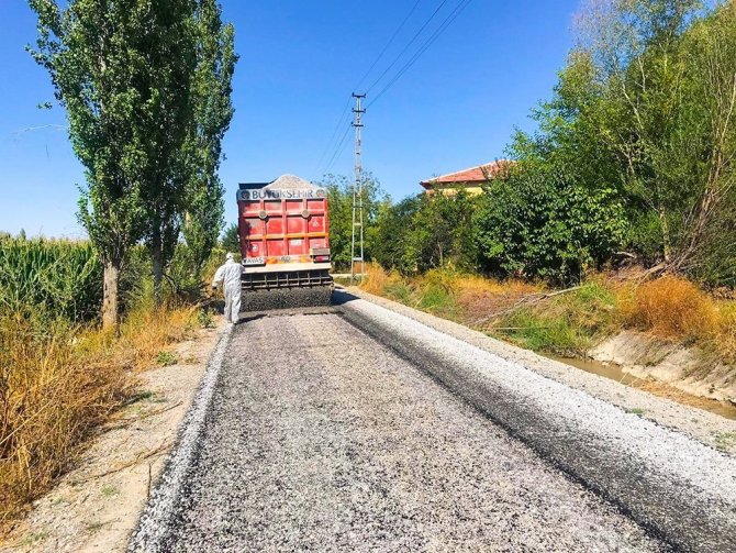 Malatya Büyükşehir, 403 kilometrelik yolu asfaltladı