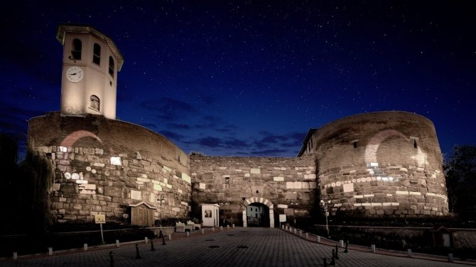 Asırlık Ankara Kalesi Başkent’e ışık saçacak