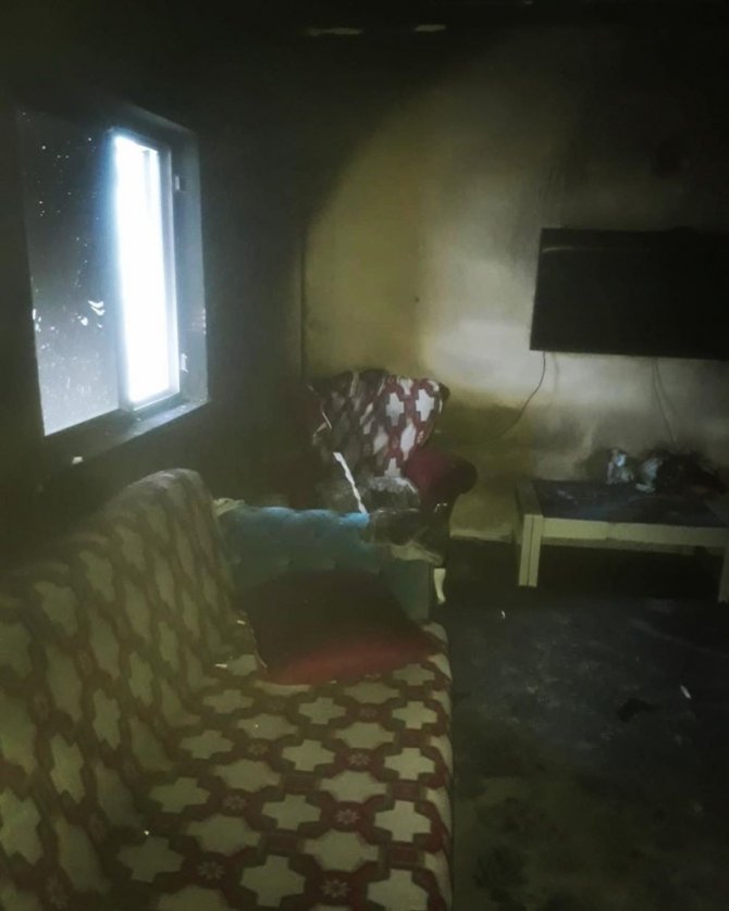 Erciş’te ev yangını