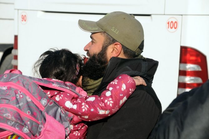 Tel Abyad’lı 500 kişi ülkelerine döndü