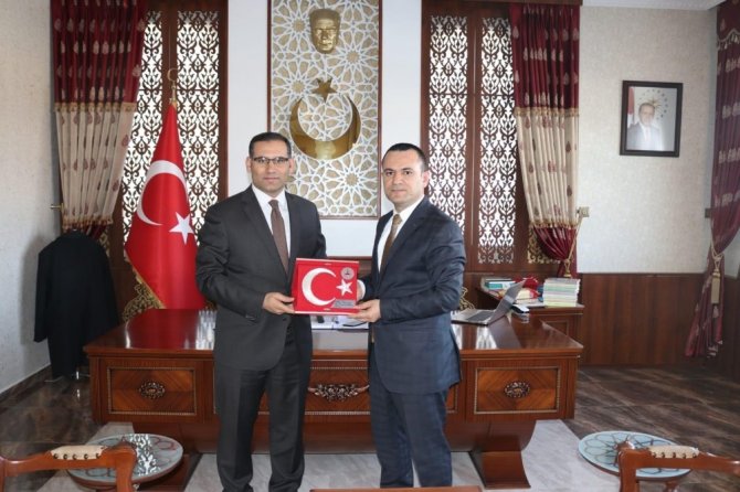 Genel Sekreter Türkman şantiyelerde incelemelerde bulundu