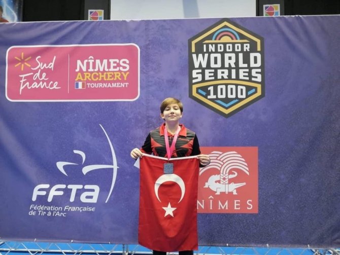 Yusuf Kaya, Salon Okçuluk Turnuvası’nda Dünya ikincisi oldu