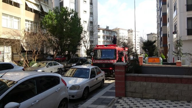 Kadıköy’de feci olay: Binanın şaft boşluğuna düşerek hayatını kaybetti