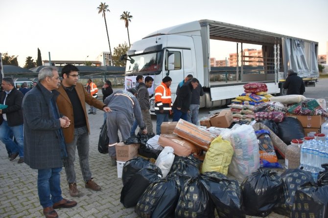 Tarsus Belediyesi depremzedeler için seferberlik başlattı