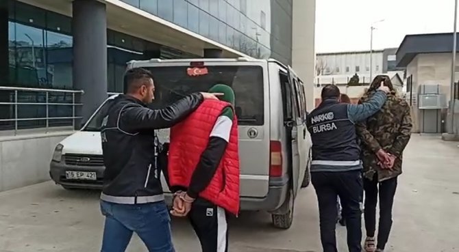 Bursa’da narkotik operasyonu: 3 tutuklu