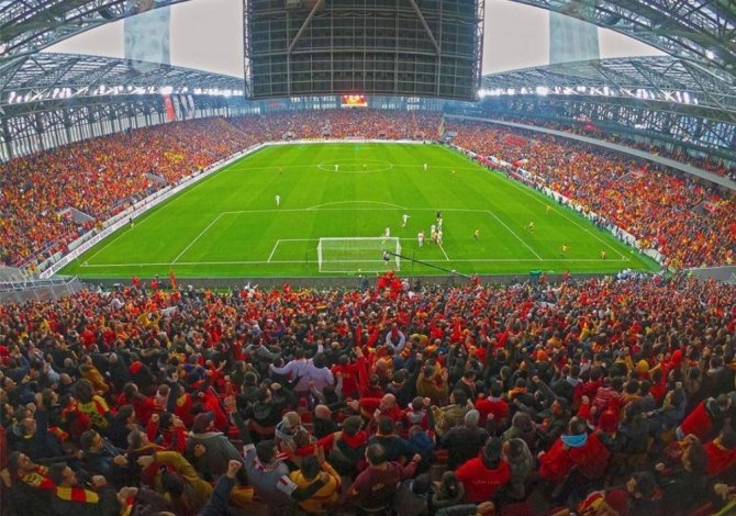Gürsel Aksel Stadyumu Göztepe’nin yeni yuvası