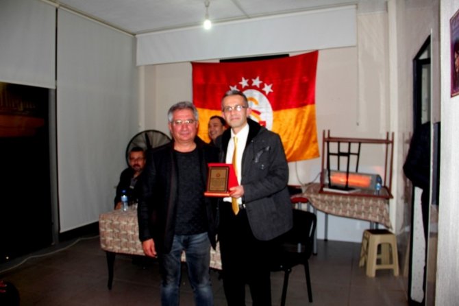 Sarıgöl Galatasaraylılar Derneği Başkanı Kamil Turhan oldu