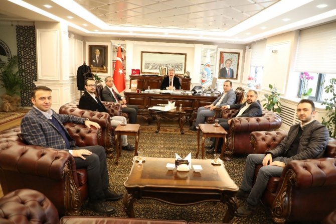 Başkan Palancıoğlu: “Esnaf masasısı esnaflara verdiğimiz önemin bir göstergesidir”