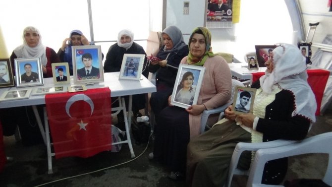 HDP önündeki ailelerin evlat nöbeti 159’uncu gününde
