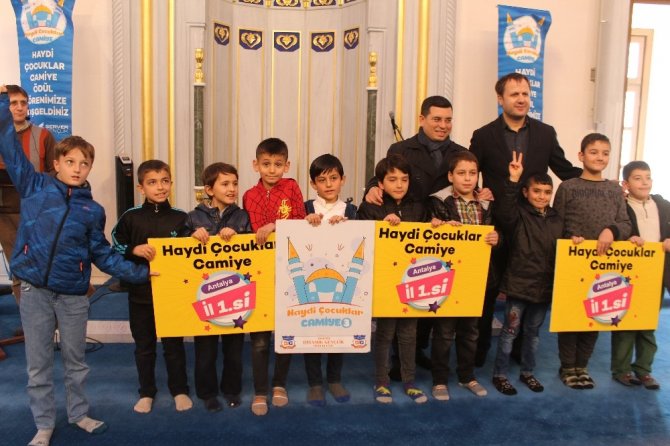 Antalya’da “Haydi Çocuklar Camiye” projesi