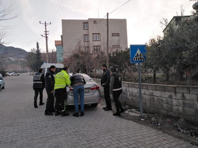 Osmaniye’de hava destekli uyuşturucu operasyonu: 13 gözaltı