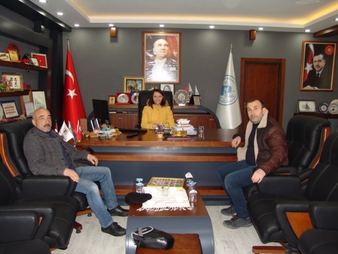 AK Parti’den Başkan Tekin’e ziyaret