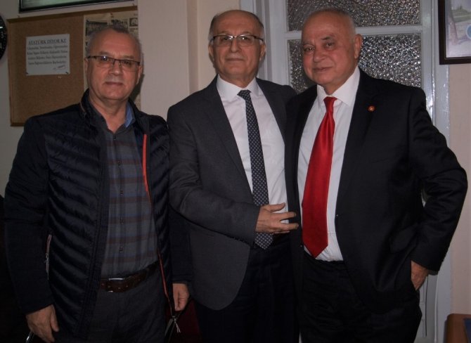 Türk Ocakları’nda yeni başkan Nuri Kaya oldu