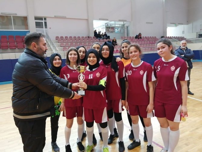 Okullar Arası Gençler Futsal İl Birinciliği Müsabakaları Tamamlandı