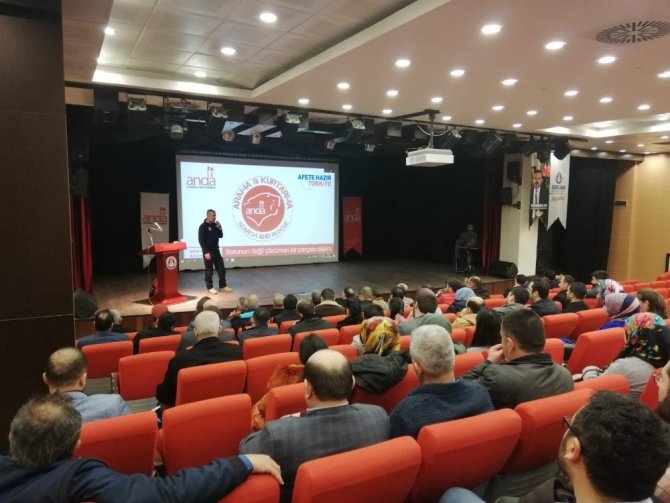 “Afete Hazır Türkiye” projesi kapsamında ilk sertifikalı eğitim Sincan Belediyesine verildi