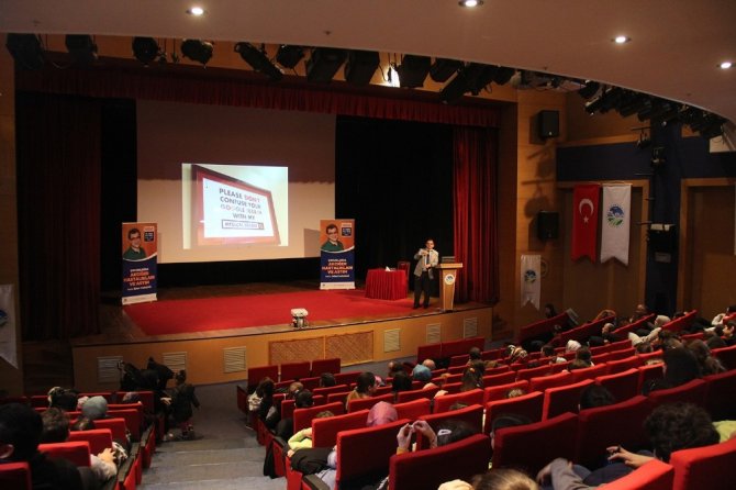 AKM’de, ‘Çocuklarda Akciğer Hastalıkları ve Astım’ konulu sağlık konferansı düzenlendi