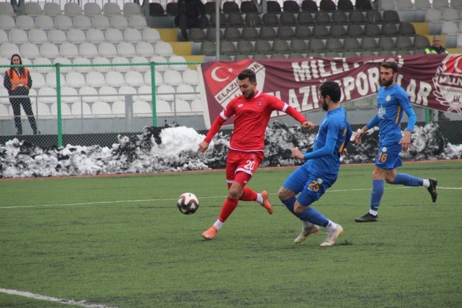TFF 3. Lig: Elazığ Belediyespor: 2 - Belediye Derincespor: 4