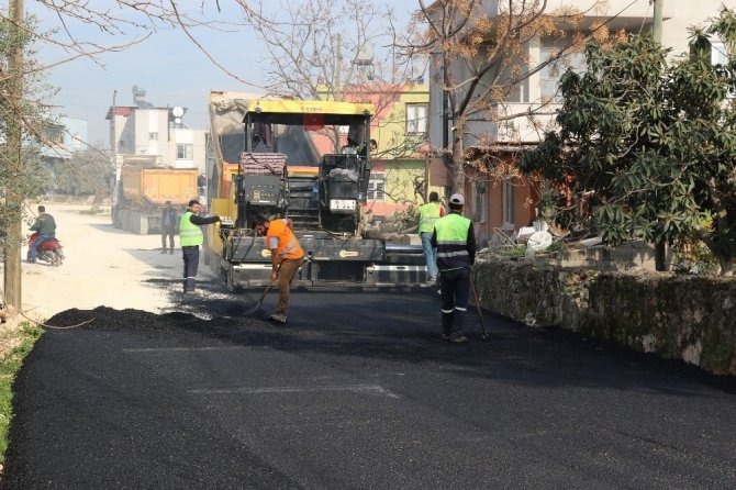 Akdeniz’de yeni dönem asfalt çalışmaları başladı