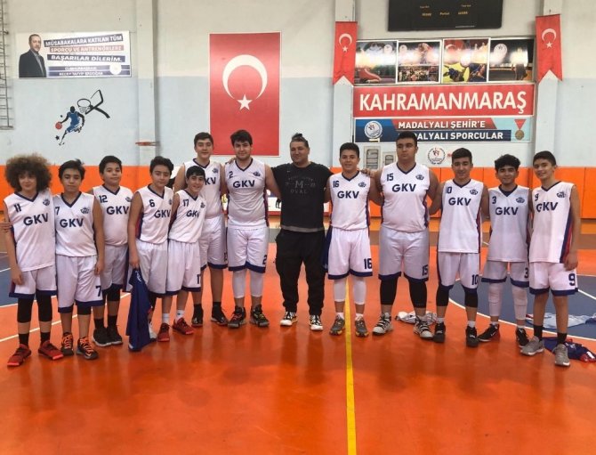 GKV Yıldız Erkek Basketbol Takımı Türkiye yarı finallerinde