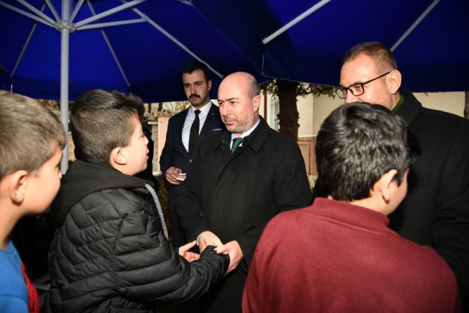 Başkan Pekyatırmacı Akabe Camisi’nde vatandaşlarla buluştu