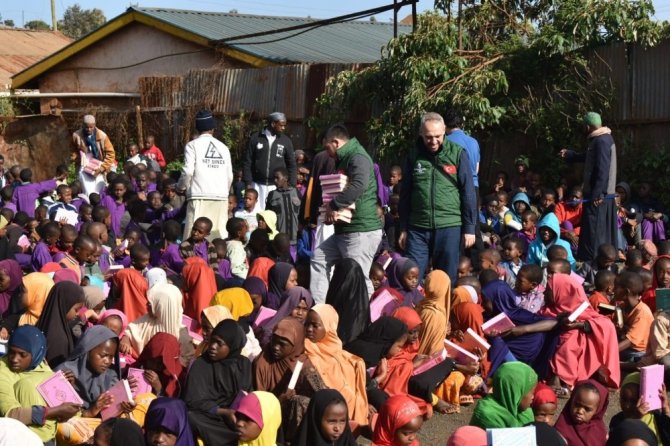 Kenya’daki Müslümanlara yardım eli