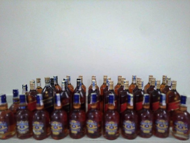 Kütahya’da 42 şişe kaçak içki ele geçirildi