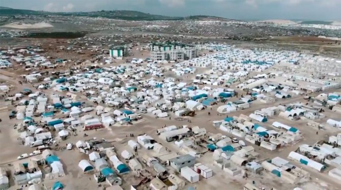 MSB sınırdaki çadırların havadan görüntüsünü paylaştı
