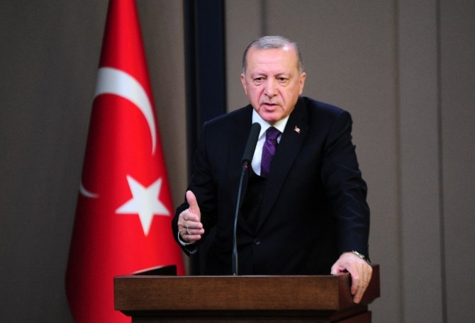 Cumhurbaşkanı Erdoğan: “5 Mart’ta en kötü ihtimalle Putin ile bir araya gelmemiz söz konusu”